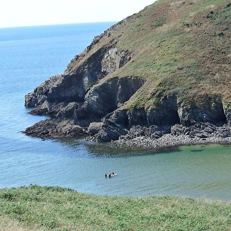 Willa Coastal Cwtch Milford Haven Zewnętrze zdjęcie